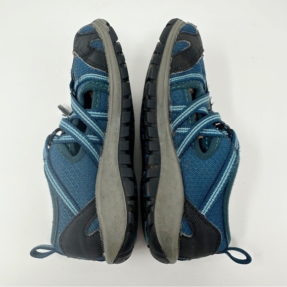 Chaco Odyssey Sandals - Picture 7 of 10